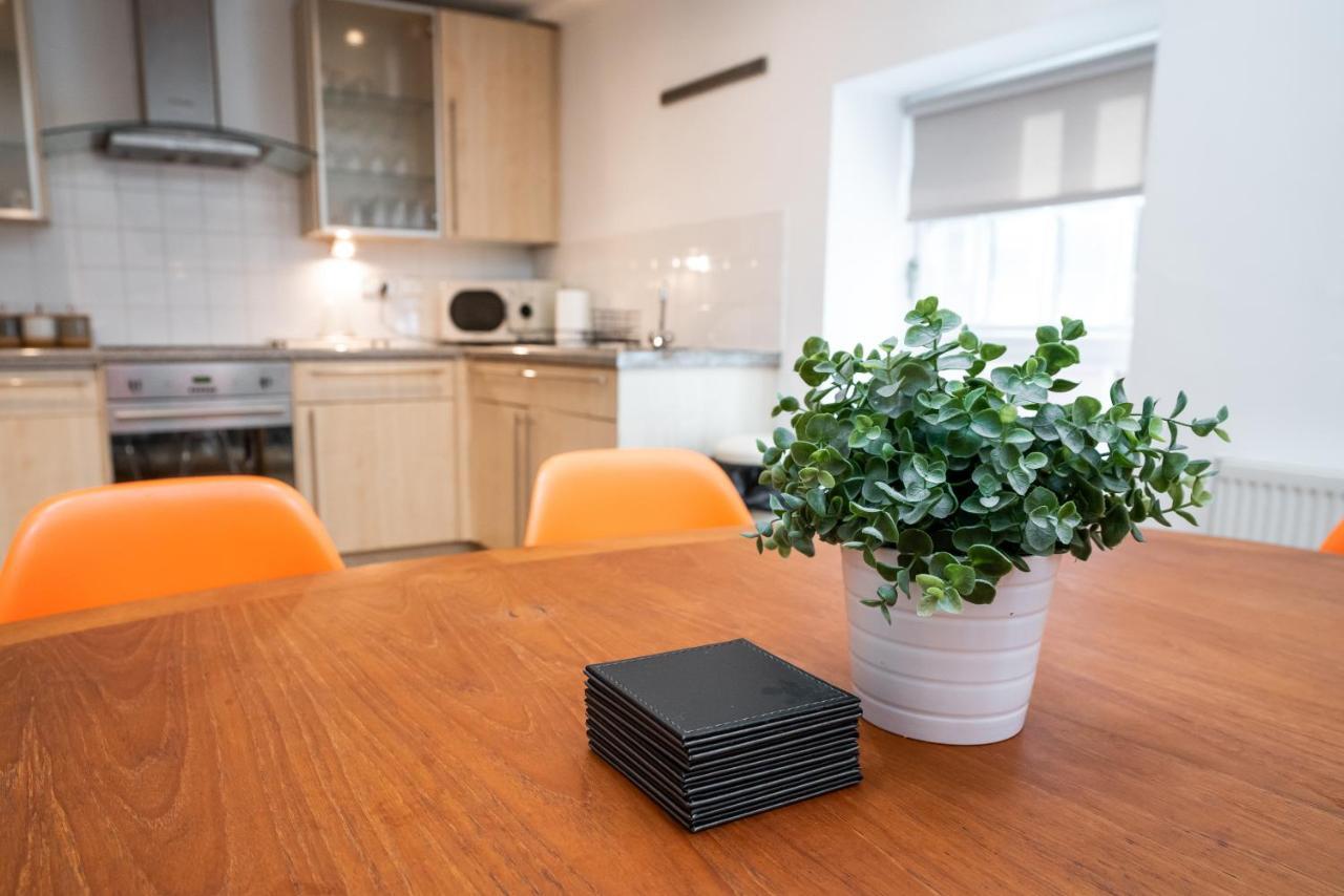The Amazing Triplex - City Centre - Free Parking Sheffield Ngoại thất bức ảnh