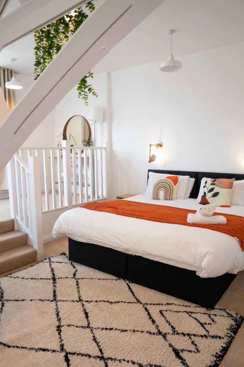 The Amazing Triplex - City Centre - Free Parking Sheffield Ngoại thất bức ảnh